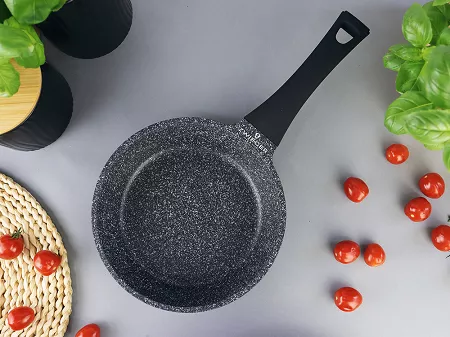 Patelnia 20 cm ZWIEGER - Black Stone 1Z.BS.P20