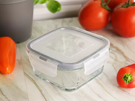 Pojemnik kwadratowy 375 ml z pokrywką LAV - Fresco 4K.FRE.227