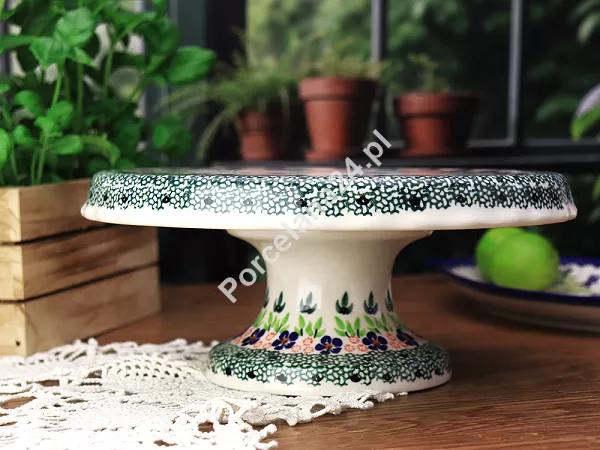 Patera na nodze 27 cm Bolesławiec - Mariańska Koronka Patera na nodze 27 cm Bolesławiec - Mariańska Koronka
