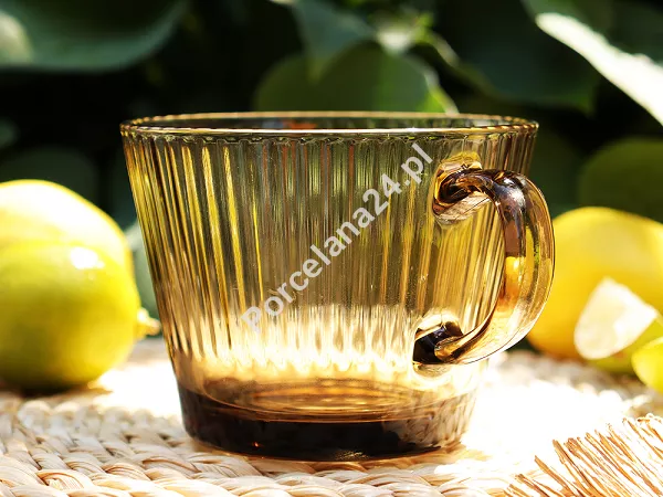 Kubek szklany 0,41 L Altom Design - Selena Bursztynowa 07.SEL.3503 Kubek szklany 0,41 L Altom Design - Selena Bursztynowa 07.SEL.3503